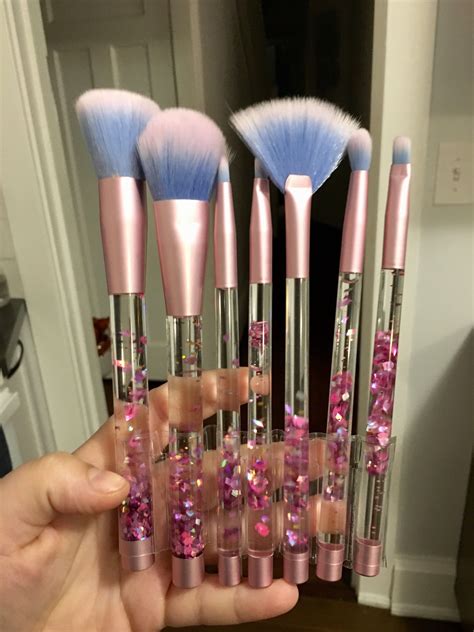 Obsessed With These New Glitter Brushes Only 15 Kylie Makeup
