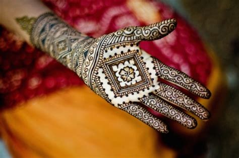 Stunning Beautiful Henna Tattoos With Intricate Patterns