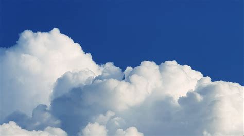Download Wallpaper 2048x1152 Sky Clouds White