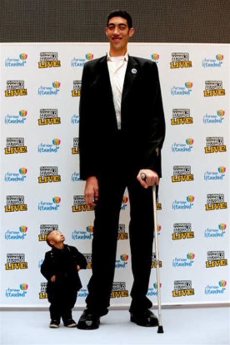 Worlds Tallest Man Sultan Kosen Stops Growing