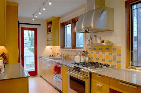 Contemporary kitchen with brick backsplash. Kitchen Backsplash Ideas: A Splattering Of The Most Popular Colors!