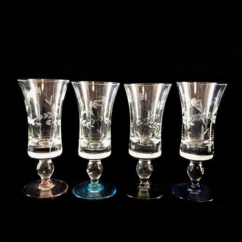 Set Of 4 Vintage Shot Glasses Small Liqueur Glasses Colour Etsy