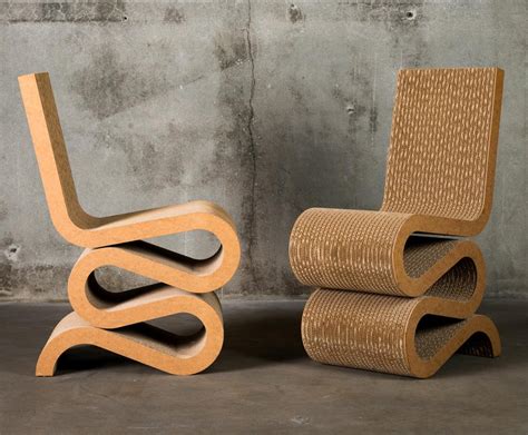 The Wiggle Chair Vlr Eng Br