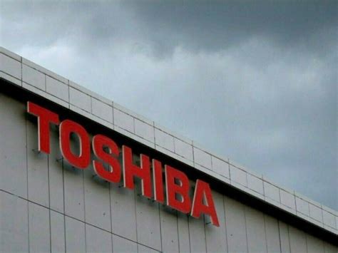 Toshiba Ceo Resigns Ahead Of Vote On Spin Off Plan Business And Finance