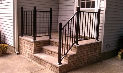 Buy a handrail from dozens of wood and metal handrails styles. BergenDecks - Project
