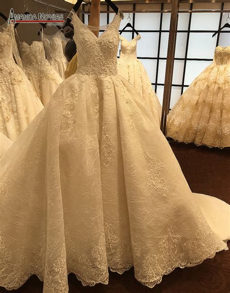 2018 New Wedding Dress Full Beading Ball Gown Wedding Dress Amanda