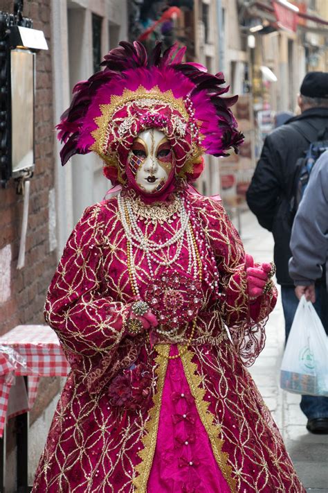 Venice Carnival Costumes And Masks 2015 Carnaval De Venise Masque