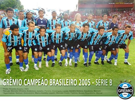 Esse espaço é dedicado a relembrar times posados históricos do mundo inteiro, e um pouco de cada clube e seus craques. Fichas dos jogos do Grêmio: 26/11/2005 Grêmio 1 x 0 ...