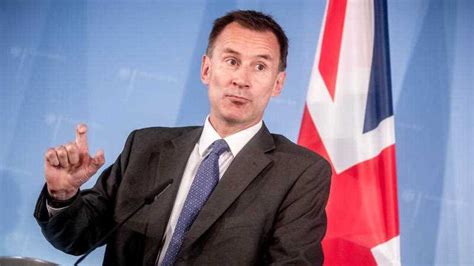 Jeremy Hunts Terrible Gaffe About His Wife During China Visit Sbs News