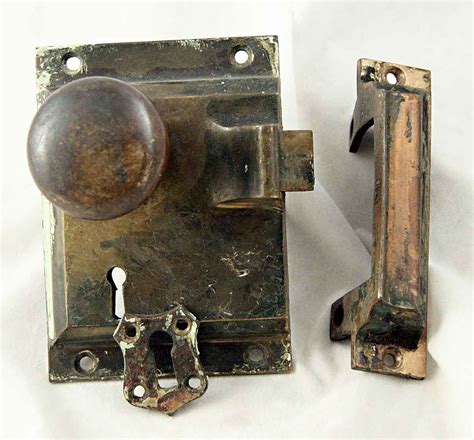 Door preparation ml2000 lock handing full working trim (std) half working trim (m30) full dummy trim (ml2070) half dummy trim step 5) rotate lock front to match bevel of door as shown (fig. Surface Mount Mortise Lock Set | Olde Good Things