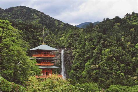 Nachi Falls One Of The Most Beautiful Places In Japan