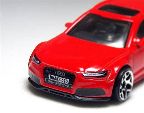 Lançamento Hot Wheels 17 Audi Rs 6 Avant