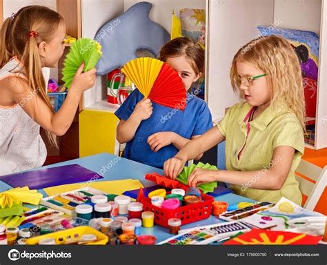 School Children With Scissors In Kids Hands Cutting Paper — Stock