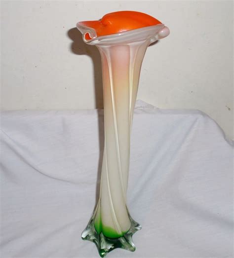 When tradition meets innovation, a work of art is born. Murano Italy Cased Art Glass 12 Inch Tall Trumpet Lily ...