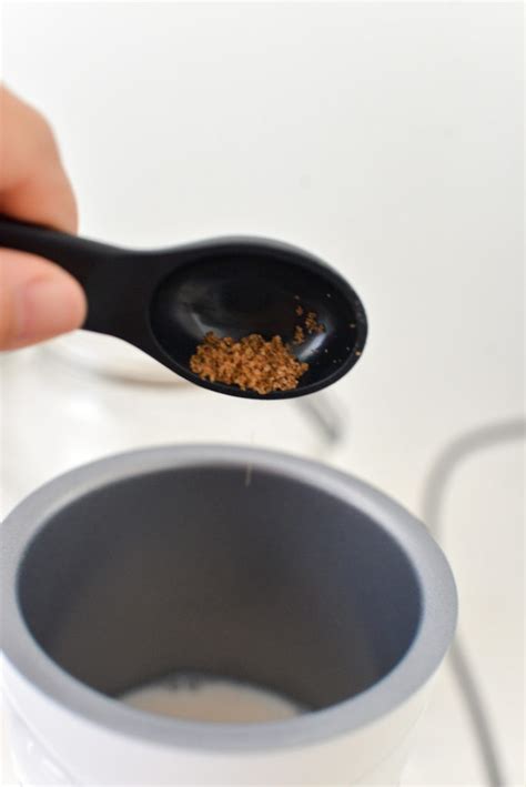 Sugar 3 ice cubes dash of cinnamon. Snickerdoodle Coffee (Cinnamon And Brown Sugar Coffee!) - CoffeeSphere