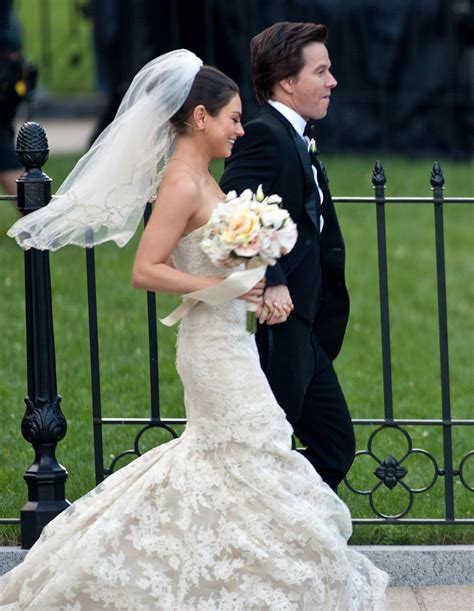 Mila Kunis Wedding Dress Mila Kunis Ashton Kutcher Celebrity