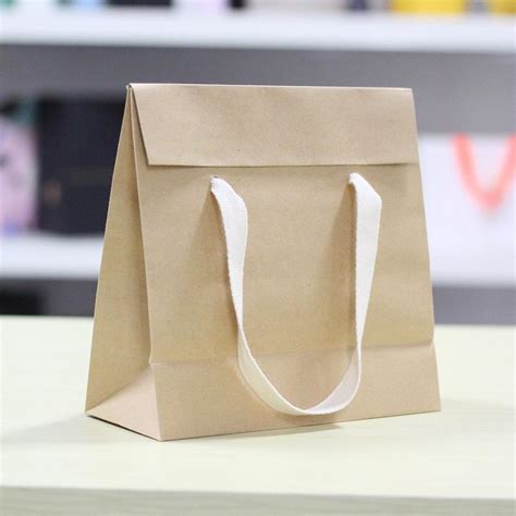 Custom Printed Logo White Brown Kraft T Craft Shopping Paper Bag