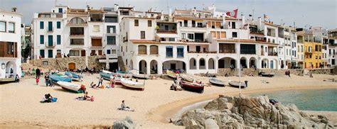 Auch am strand sollte man, wie überall in barcelona, immer auf der hut sein und seine sachen nicht aus den augen lassen. Den bedste strand ved Barcelona - hvilken strand skal man ...