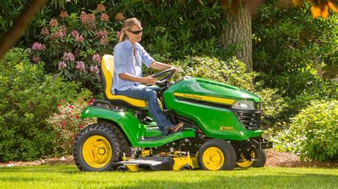 How much do mowers cost? How to Buy an Affordable Riding Lawn Mower That Will Last a Long Time » Residence Style