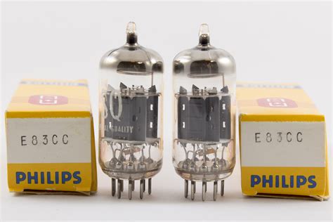 E83cc Siemens Philips 12ax7 Pair Nos Vacuum Tubes 1966 Special Quality