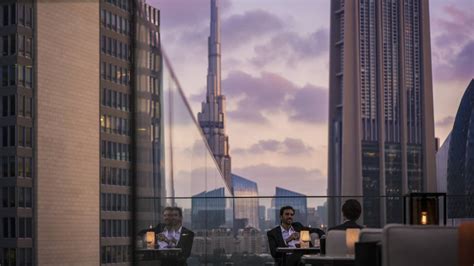 Rooftop Bar In Dubai Luna Sky Bar At Four Seasons Hotel Dubai Difc