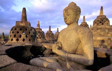 Gambar Patung Budha Di Candi Borobudur Korina Tour