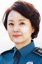 She debuted as a tv actress after she was recruited by korea. Bae Jong-Ok | TV Time