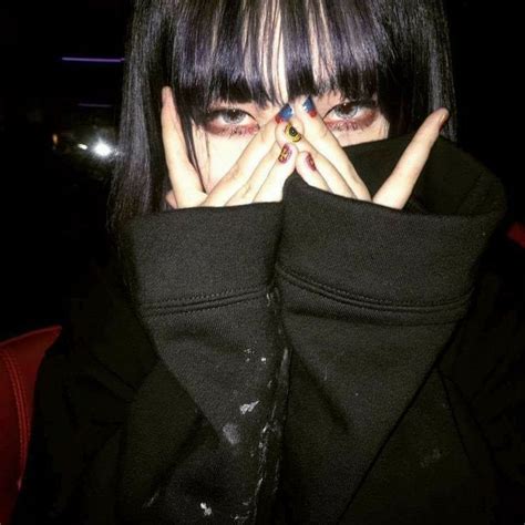 Korean In 2020 Aesthetic Girl Goth Aesthetic Grunge Girl