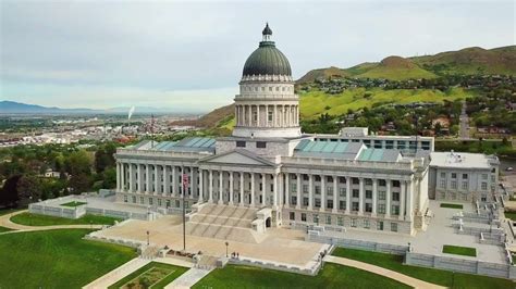 Utah Senate Votes To Decriminalize Polygamy Youtube