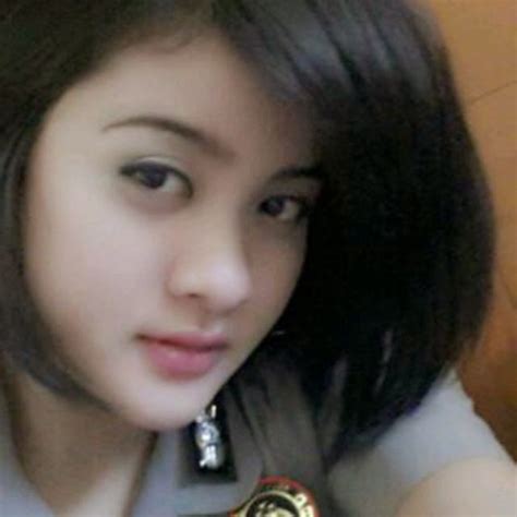 Top 8 Foto Polwan Cantik Indonesia - CB Magazine