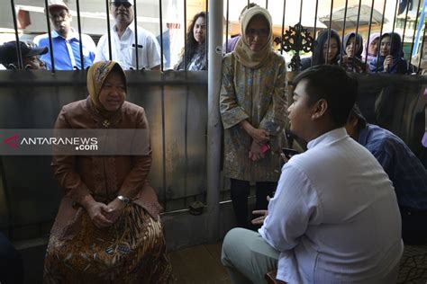 Wali Kota Risma Semangati Keluarga Kpps Surabaya Antara News