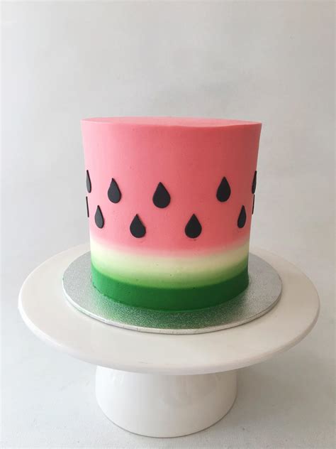 Cocomelon birthday party visit our website for the latest trends and decoration: Watermelon Cake - Le Dolci