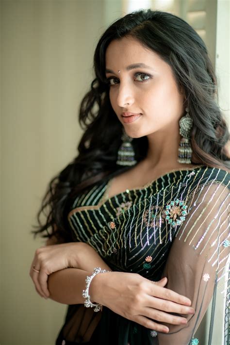 [srinidhi Shetty Images Kgf Chapter 2 Actress Srinidhi Shetty Looks Gorgeous In Latest Saree