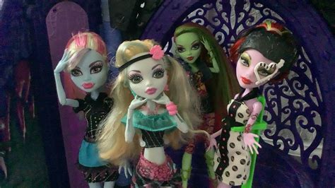 Lizzies Thrift Store Monster High Doll Haul Youtube
