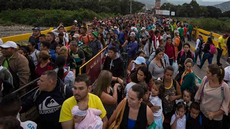 Según cifras de migración colombia publicadas el 1 de agosto, actualmente hay 1.408.055 inmigrantes venezolanos en el país, un aumento del 11% respecto al primer trimestre de 2019.en los. Migración Colombia activa proceso para que venezolanos ...