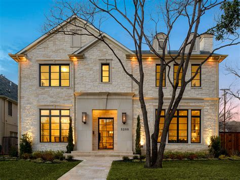 Transitional Luxury Home In Dallas Texas Transitional House House