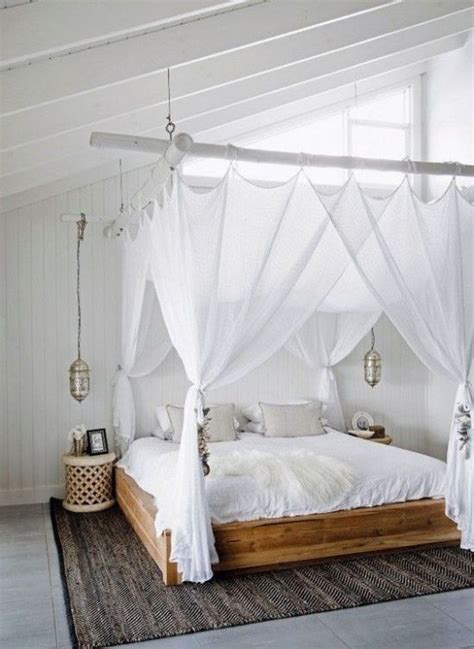 Class for all the bees are buzzing the executive lounge. Canopy Bed With Hanging Moroccan Lamps#bed #canopy # ...