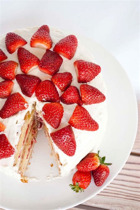 Strawberry Mascarpone Layer Cake Cookn Is Fun Food Recipes