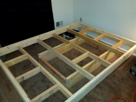 However, following this plan, you can quickly build a nice diy king size bed frame for your mattress. Pin by madia pila on bedroom | Floating bed, King size ...