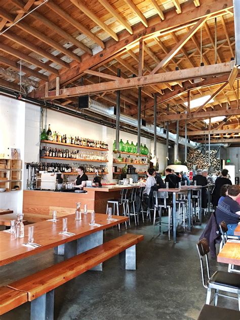 SPEND A DAY ON BAINBRIDGE ISLAND, WASHINGTON | Hey Tonya