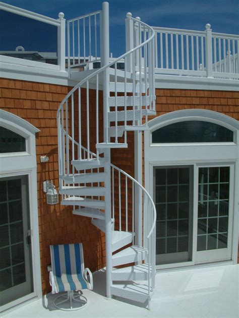 Exterior Spiral Staircases Look Stunning And Save Space In Backyards