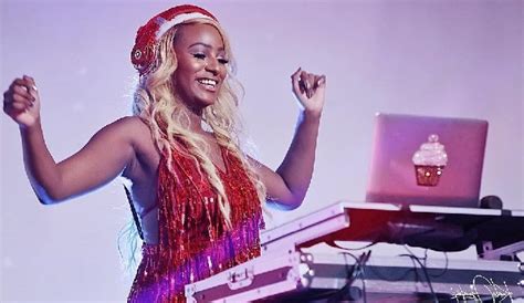 We all know dj cuppy likes to have fun and entertain her millions of fans when she is not attending to her job as a dj or working on one song or the other. I Was Laughed At When I Started Disc Jockeying - DJ Cuppy ...