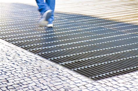 Bar Grating Vs Safety Grating Whats The Difference Metalex