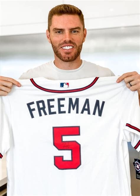 Freddie Freeman Height Weight Age Spouse Facts Biography