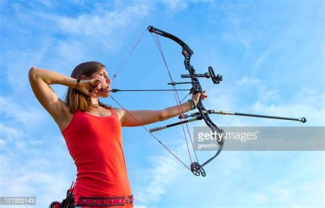 Female Archers Photos And Premium High Res Pictures Getty Images