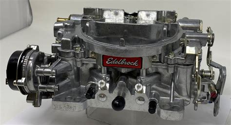 Remanufactured Edelbrock Thunder Series Avs Carburetor 650