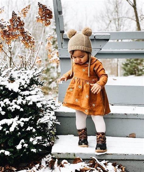 5 Tips How To Dress Toddlers For The Cold In 2020 Winter Baby Clothes