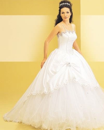 Rating glamorous evening dresses 2016 strapless champagne lace evening dress with organza tailing. Wedding Clothes Collection: White Strapless Gowns