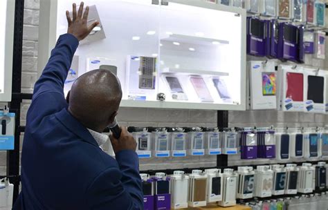 Samsung Opens Its Largest Customer Experience Store In Africa Its