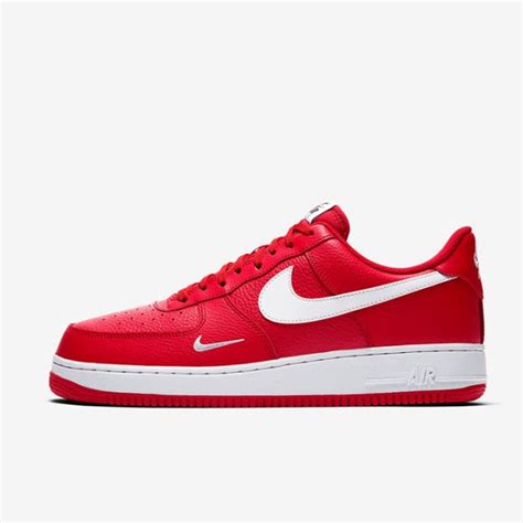 Jual Sepatu Sneakers Pria Nike Air Force 1 Low University Red Original
